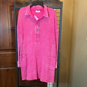 **NWT** Zenana Oversized  Bright Pink Waffle Knit Tunic Size Small sku#108
